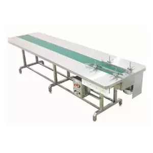 image of machpack's packing conveyor belt